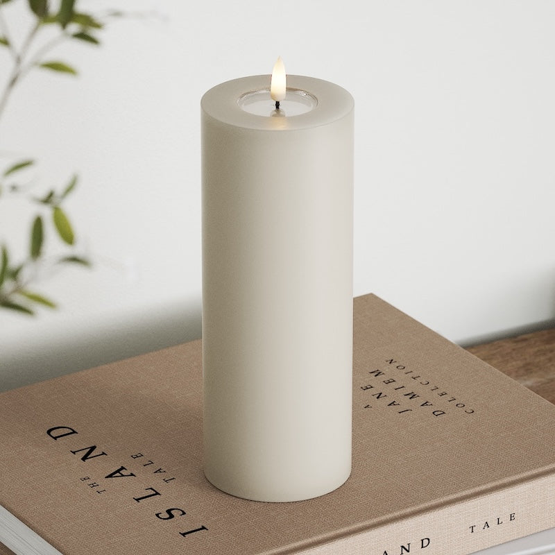 Deluxe Homeart LED Bloklys Ø 7,5 x 20 cm Sand